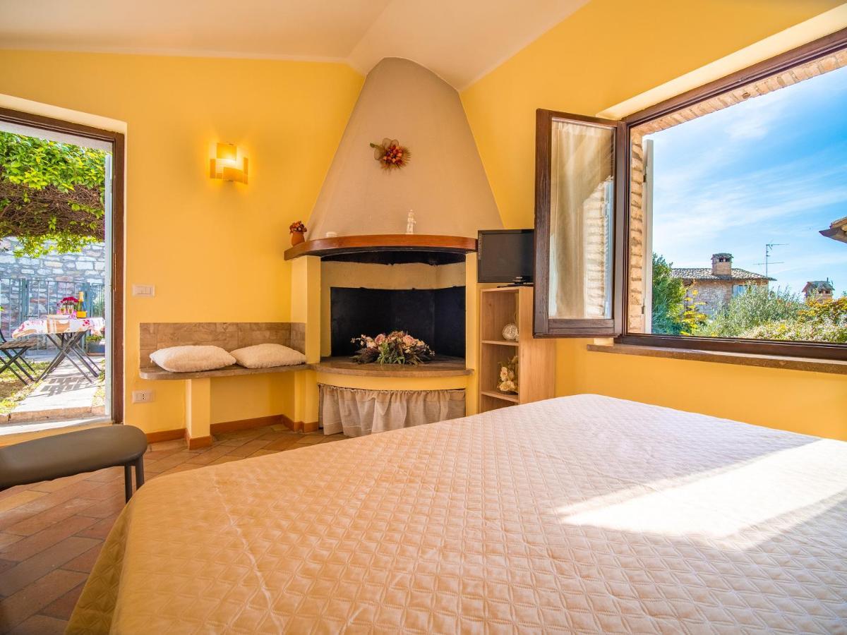 Terrazza Santa Chiara Hotel Assisi Ngoại thất bức ảnh